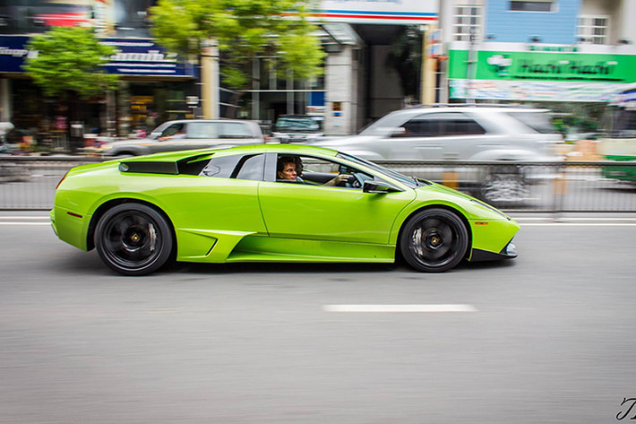 Đây là chiếc Murcielago LP640 thứ 2 có mặt tại Việt Nam tại thời điểm những năm 2010, sau chiếc đầu tiên màu đen xuất hiện ở TP. HCM từ năm 2008. Trên thế giới chỉ có tổng cộng 274 chiếc Lamborghini Murcielago LP640 sản xuất năm 2009.