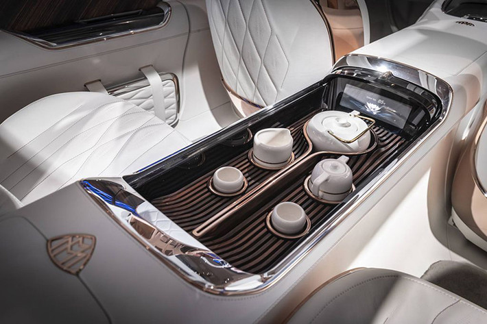 Hiện chưa rõ Mercedes-Maybach GLS 2020 có được phát triển dựa trên mẫu xe concept Vision Mercedes-Maybach Ultimate Luxury từng ra mắt trong triển lãm Bắc Kinh 2018 hay không. Nếu đúng như vậy thì Mercedes-Maybach GLS 2020 sẽ có thiết kế ấn tượng.