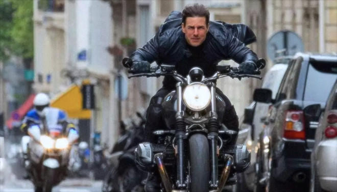 Mẫu xe môtô BMW R nineT Scrambler sử dụng động cơ kiểu dáng đặc trưng dạng Boxer làm mát bằng không khí đi kèm với các chế độ lái phù hợp dành cho những cung đường off-road.