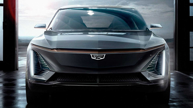 Crossover chạy điện Cadillac hạng sang mới được hé lộ tại triển lãm xe Detroit Auto Show 2019 đang diễn ra ở Mỹ. Ngay sau màn giới thiệu crossover XT6 mới, Cadillac công bố hai bức ảnh về mẫu crossover chạy điện ba hàng ghế đầu tiên của hãng.