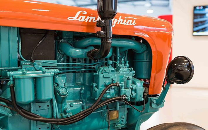 Những chiếc máy kéo Lamborghini 2R thời đó từng được xem là bất khả chiến bại và được nhiều người nông dân châu Âu tin dùng, sử dụng.