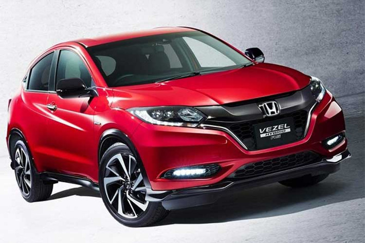 Hãng xe Honda hiện chưa hé lộ về nội thất hay động cơ của HR-V nâng cấp 2018. Được biết, bản xe hiện tại đang dùng động cơ xăng i-VTEC 1.5 L sản sinh công suất 131 mã lực và mô men xoắn cực đại 155 Nm.