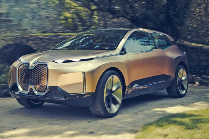 BMW đang bận rộn lên kế hoạch cho dòng sản phẩm các phương tiện tương lai của họ và hình ảnh về mẫu concept mới nhất. Đáng chú ý là mẫu xe ôtô điện BMW Vision iNext hạng sang đã được hé lộ thông qua một buổi họp báo kín diễn ra hồi đầu tuần này.
