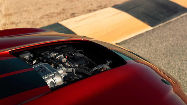 Sau 5 tháng, Ford mới chính thức công bố sức mạnh cụ thể và mức giá của Mustang Shelby GT500 2020. "Ngựa hoang" sở hữu động cơ siêu nạp V8 5.2L, sản sinh công suất lên đến 760 mã lực và mô-men xoắn 847 Nm.