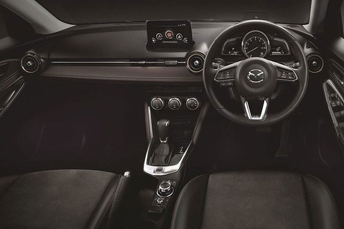 Hiện vẫn chưa có những thông tin chính thức liên quan đến Mazda2 phiên bản 2018 được nhập khẩu miễn thuế vào Việt Nam. Tuy nhiên, tài liệu đào tạo nhân viên bán hàng của Thaco bị rò rỉ mới đây đã hé lộ phần nào về mẫu xe cỡ B bán chạy này.