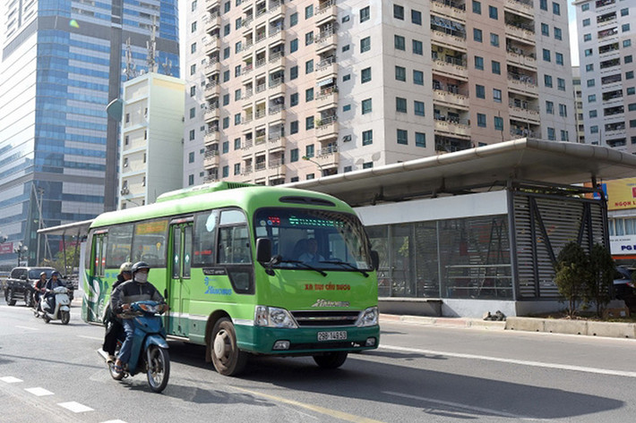 Tới ngày 1/1/2017 sẽ chính thức vận hành tất cả các xe trên tuyến BRT này. Theo lãnh đạo Sở GTVT, trong thời gian vận hành một tháng kể từ ngày 1/1 đến ngày 31/1/2017 hành khách được sử dụng xe buýt BRT lộ trình Kim Mã - Yên Nghĩa miễn phí.