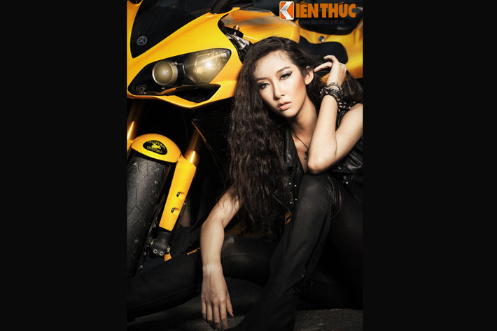 Hiện YZF R1 đã xuất hiện phiên bản mới nhất vào năm 2014 vừa qua thiết kế gần nhất với siêu phẩm MotoGP YZR-M1, R1 thế hệ mới với công suất tới 200 mã lực. Nó được xem là đối thủ đáng gờm của BMW S1000RR 2015.