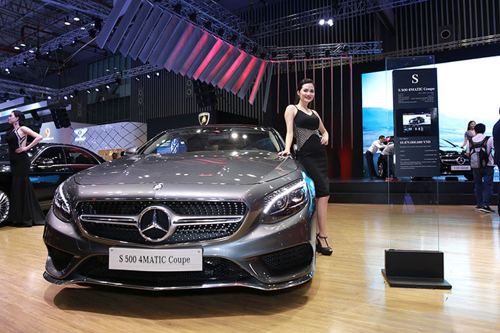 Sau 44 năm, Mercedes-Benz đã cung cấp trở lại biến thể Cabriolet của dòng xe S-Class. Đây là sự kết hợp từ cảm hứng thiết kế Cabriolet kinh điển cùng những công nghệ tiên phong hướng đến tương lai của thương hiệu Mercedes-Benz.