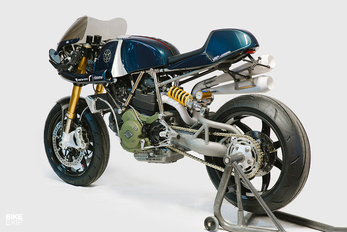 Động cơ lấy từ chiếc xe Ducati Monster 1100. Nó được thay đổi để tăng lên 1.125 cc với piston của Mahle, trục cam, ống nạp mới và xupáp bằng titan. Bình xăng con được tháo bỏ để nhường chỗ cho bộ phun xăng từ chiếc Hypermotard. Phần lốc máy bên dưới cũng được làm nhẹ hơn.