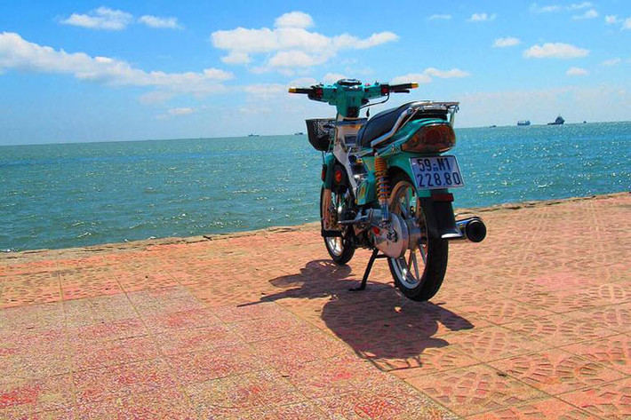 Đúng với tên "giấc mơ", Honda Dream in sâu vào tiềm thức nhiều thế hệ người Việt mà cho đến tận ngày nay. Trải qua hàng chục năm, đến nay vẫn luôn có những chiếc Dream II xuất hiện với nhiều bản độ độc đáo như để khẳng định rằng chiếc xe này không bao giờ tàn phai theo năm tháng.