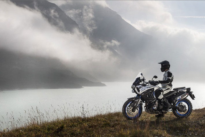 Yamaha Super Tenere Worldcrosser 2015 được trang bị động cơ 4 xy-lanh song song dung tích 1199cc.