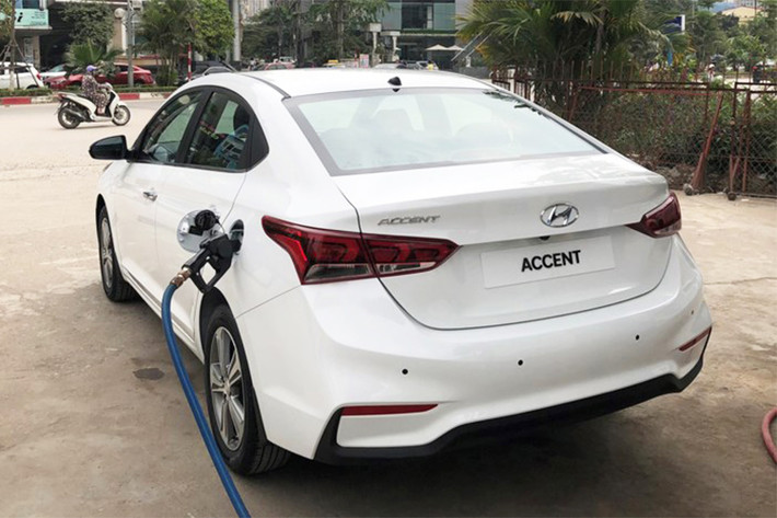 Theo một số nguồn tin Kiến Thức có được, thì mẫu xe này sẽ được lắp ráp tại nhà máy của Hyundai tại Ninh Bình. Chiếc xe mới xuất hiện tại Hà Nội trong bức ảnh này đang thực hiện một màn quảng cáo và chuẩn bị cho nhưng khâu cuối cùng trước ngày ra mắt thị trường Việt.