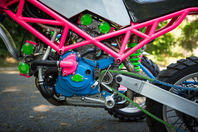 Tổng hợp lại Odiso là một chiếc Sidecar lai crossbike quái dị, sở hữu 107 sức ngựa cùng trọng lượng nhẹ, mẫu xe hứa hẹn sẽ là món đồ chơi độc đáo cho những anh chàng muốn phá cách và là tâm điểm của mọi đám đông.