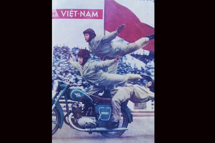Khẩu hiệu ấy, và tinh thần ấy của các nam thanh, nữ thú Hà Thành những năm đầu giải phóng miền Bắc đã tạo nên một câu lạc bộ môtô với những người chơi đầy nhiệt huyết.