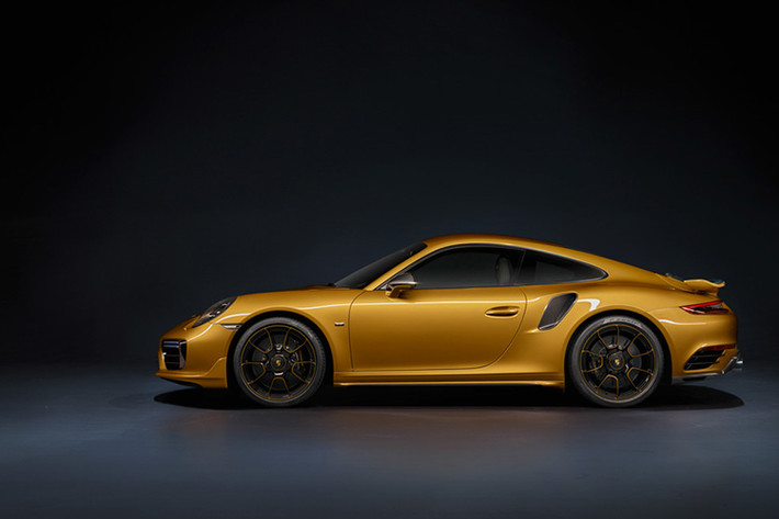 Được biết đến trước đây với tên gọi "Porsche Exclusive", nhà máy này được chuyên môn hóa nhằm đáp ứng các nhu cầu đa dạng của khách hàng, cũng như trực tiếp sản xuất loạt phiên bản giới hạn này. Lần đầu tiên, khách hàng Porsche có thể sở hữu một chiếc đồng hồ từ Porsche Design có thiết kế tương tự như chiếc xe thể thao của họ.