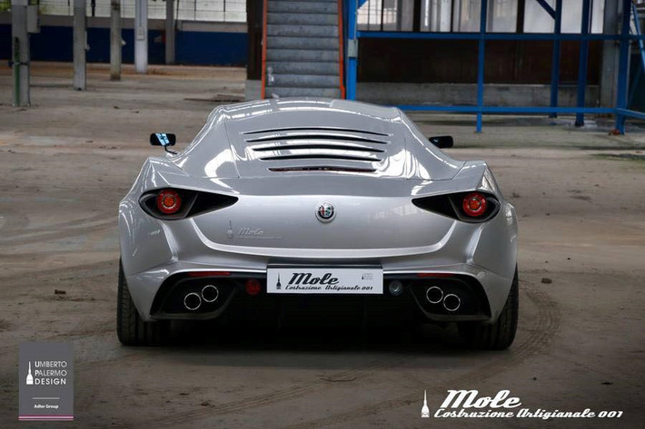 Bản độ này sẽ vẫn giữ lại những nét đặc trưng của Alfa Romeo như thiết kế lưới tản nhiệt và logo của thương hiệu... các chi tiết nguyên bản của xe hòa quyện với những đường nét thiết kế tinh tế của Mole Automobiles.