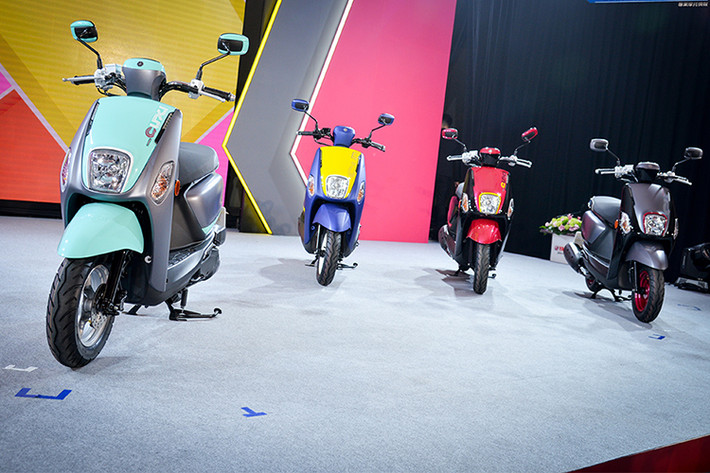 Xe ga Yamaha Cuxi chủ yếu phục vụ các khách hàng nữ, nó từng được Yamaha phân phối tại Việt Nam tuy nhiên doanh số khá thấp và đã bị dừng bán. Tuy không thành công tại thị trường Việt nhưng Cuxi vẫn được các thị trường khác trong khu vực châu Á ưa chuộng và liên tục ra bản mới.