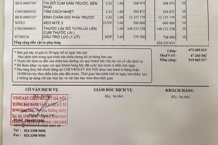 Sau khi Phóng viên liên hệ với đại diện của VinFast để hỏi về bảng báo giá này. Đại diện VinFast đã xác nhận đây đúng là bảng báo giá do đại lý cung cấp. Tuy nhiên, đại diện VinFast cũng khẳng định đây chưa phải là bảng báo giá cuối cùng sau khi cân nhắc các yếu tố thực tế. Rất may, trong trường hợp này, chủ nhân của chiếc VinFast Lux A2.0 trên đã mua bảo hiểm thân vỏ cho xe.