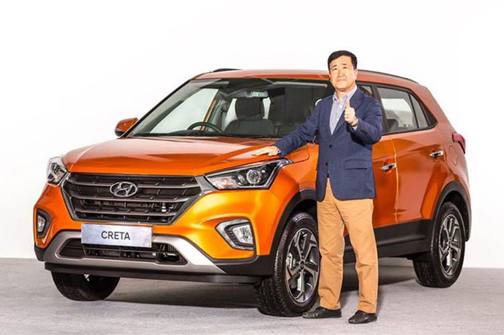 Hãng xe hơi đình đám Hàn Quốc vừa giới thiệu mẫu crossover Hyundai Creta 2018 mới tại thị trường Ấn Độ. Trên phiên bản mới này, Hyundai đã nâng cấp đáng kể về ngoại thất cho xe, cùng nhiều tính năng hiện đại.