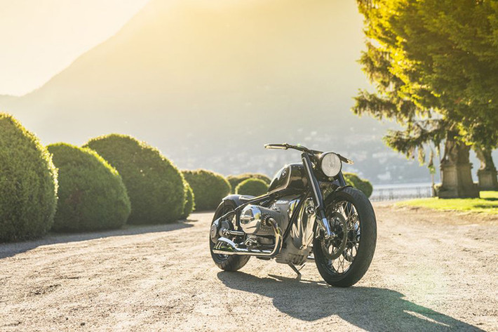 Động cơ của mẫu xe môtô BMW R18 Concept mới cũng đã được trang bị bộ chế hòa khí Solex kép tương tự như trên những chiếc BMW 2002.