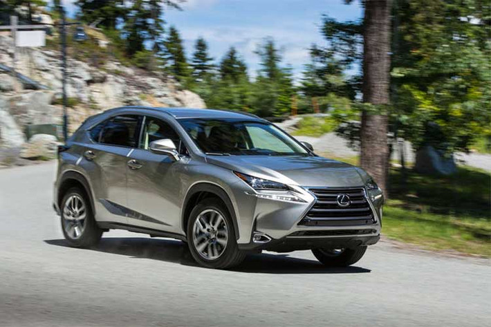 NX là chiếc xe nhỏ gọn đem lại trải nghiệm lái xe khác biệt hoàn toàn so với những chiếc Lexus truyền thống. Hệ thống lái có cảm giác, vào cua chắc chắn nhưng cabin không hoàn toàn yên tĩnh như những bậc đàn anh. Mẫu xe Lexus NX300h sử dụng hệ truyền động hybrid, đạt mức tiêu hao 9,7 lít/100 km. Đây là một trong những chiếc SUV tiết kiệm nhất.
