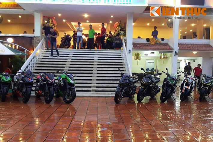 Ban đầu, Clb được thành lập bởi những người chung niềm đam mê với dòng xe môtô Kawasaki Z1000. Đến nay, ngày càng có nhiều loại xe cùng người chơi tham gia.