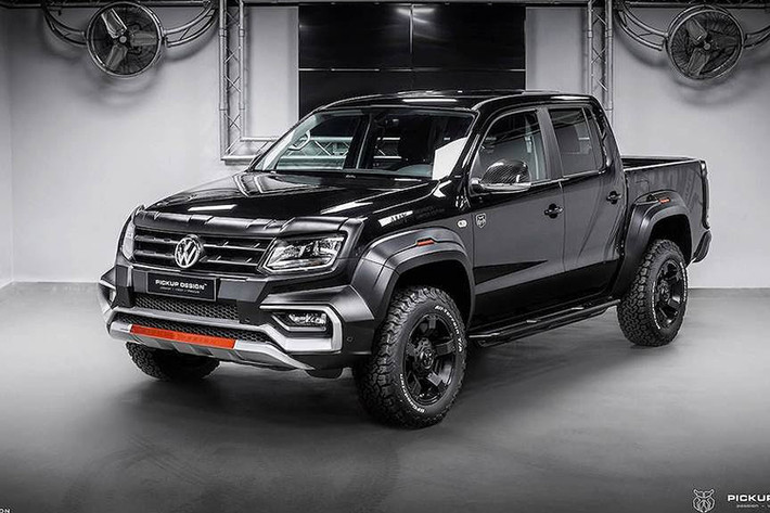 Không phổ biến như các đối thủ khác trong phân khúc xe bán tải hạng trung như Ford Ranger, Nissan Navara, Chevrolet Colorado..., mẫu xe bán tải Volkswagen Amarok từng ra mắt bào năm 2010 chỉ được phân phối chủ yếu tại châu Âu, châu Đại Dương và một số thị trường Mỹ La Tinh.
