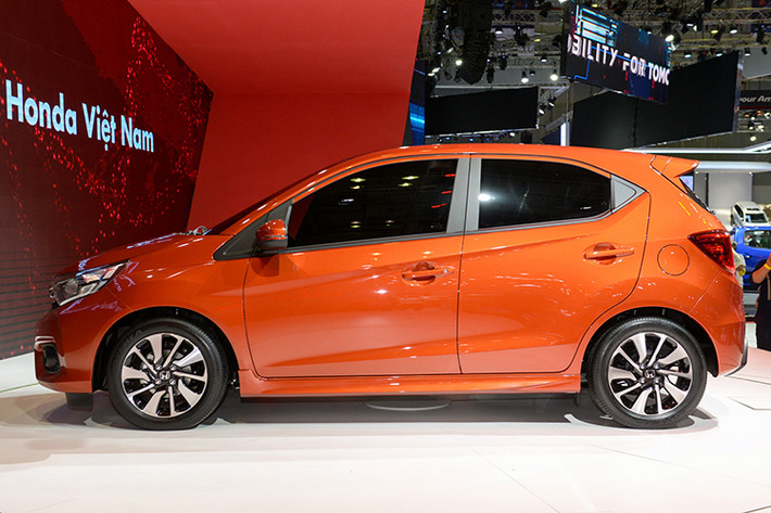 Hiện thương hiệu xe ôtô Honda chưa có mẫu xe nào trong phân khúc hatchback đô thị cỡ A vốn khá được ưa chuộng tại Việt Nam. Do đó, sẽ không bất ngờ nếu Honda bán Brio 2018 ra thị trường Việt Nam trong thời gian tới để gặt hái thành công như; Hyundai Grand i10, Kia Morning, Toyota Wigo hay Vinfast Fadil.