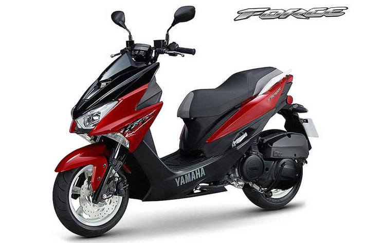 Dù không có hệ thống van biến thiên VVA, tuy nhiên động cơ này vẫn cho công suất khá ấn tượng 15PS, cùng với mô-men xoắn 14Nm. Tại thị trường xe máy Đài Loan, Force 155 2018 sẽ được Yamaha bán với 4 màu sắc và mức giá 90.500 Tân Đài Tệ (tương đương 70,6 triệu đồng).