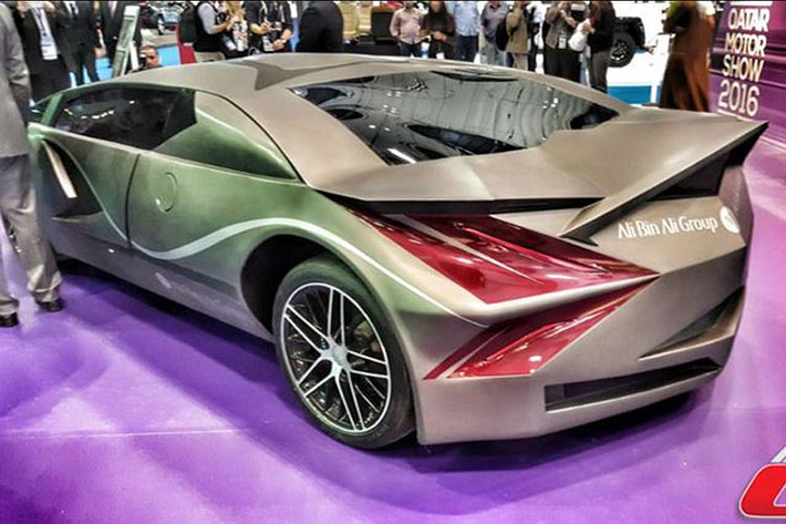 Siêu xe với bản concept ra mắt lần này mang đậm tính chiến đầu với hình dáng mang nhiều đường nét của phong cách máy bay chiến đấu quen thuộc mà bạn có thể đã từng nhìn thấy đâu đó trên thế giới.