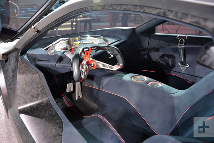 Bên cạnh đó, mẫu xe concept đẹp mắt này cũng có trang bị hệ thống tự lái tân tiến, nhưng nếu muốn tự tay lái, người điều khiển có thể tận hưởng công suất 592 mã lực từ hệ thống động cơ tăng áp 4 xi-lanh hybrid.