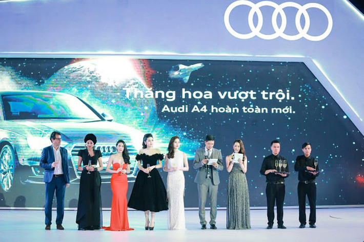 Cũng tại triển lãm lần này, Ducati - một thương hiệu con của Audi tại thị trường Việt Nam cũng góp mặt tạo sức hút bằng hàng loạt các mẫu xe mới cùng chương trình chạy thử xe "cực hot". Ngoài ra, khách tham quan tại triển lãm cũng sẽ nhận được những món quà giá trị với chương trình bốc thăm trúng thưởng...