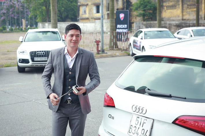 Triển lãm kéo dài 4 ngày sẽ trưng bày các mẫu xe Audi bao gồm; TT Coupe, A4 mới, A5 Sportback quattro, A6 sedan, A7 Sportback quattro, A8L quattro, Q3 quattro, Q5 quattro, Q7 quattro mới và Audi R8 Coupe hoàn toàn mới.