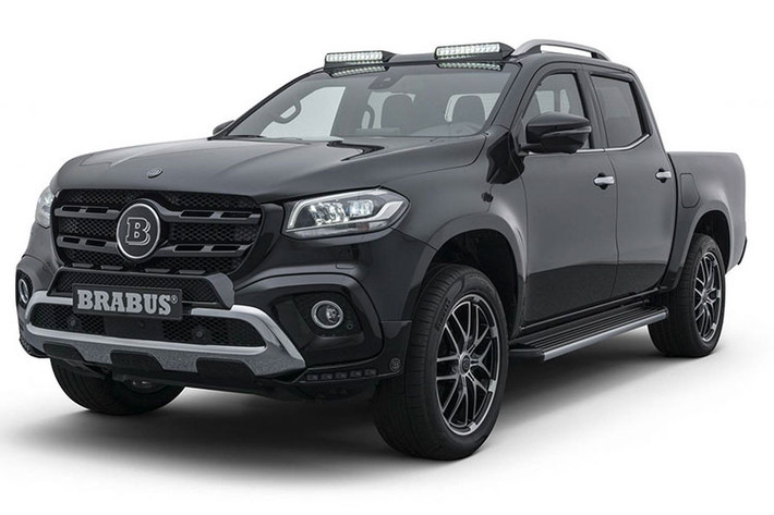 Hãng độ đến từ Đức - Brabus vốn rất quen thuộc khi độ những sản phẩm của hãng Mercedes-Benz và Mercedes-AMG với hiệu suất mạnh hơn. Mới đây, Brabus đã độ chiếc bán tải Mercedes-Benz X-Class phiên bản X250d với tên gọi BRABUS D4 PowerXtra, gói độ bao gồm cả nội/ ngoại thất và động cơ dầu 2.3L tăng áp bên dưới nắp ca pô của xe.