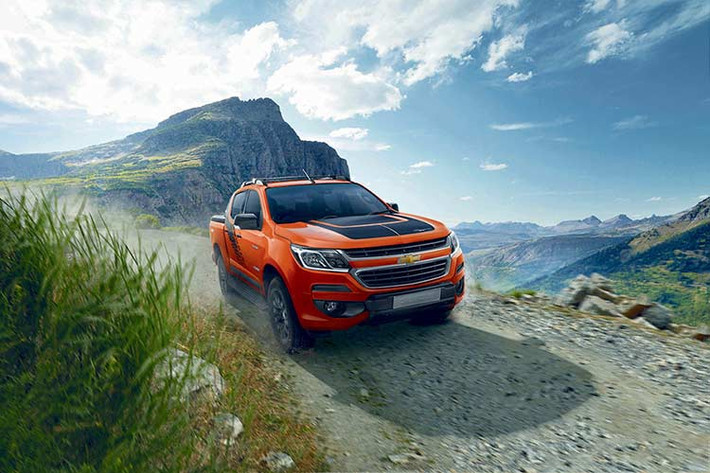 GM Việt Nam vừa chính thức giới thiệu phiên bản mới của dòng xe bán tải Colorado tại thị trường Việt Nam. Được gọi bằng cái tên Chevrolet Colorado Storm mới, đây là phiên bản đặc biệt của dòng Colorado và chỉ có số lượng đúng 100 chiếc được tung ra thị trường vào năm 2018.