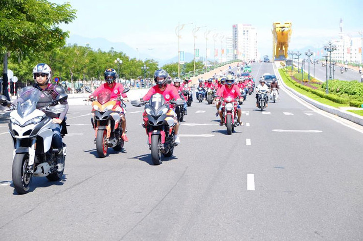 Đại hội môtô 3 miền lần thứ 3 sẽ chính thức được tổ chức vào hai ngày 29 và 30/6/2015. CLB Môtô Đà Nẵng tiếp tục là chủ nhà tổ chức đại hội.