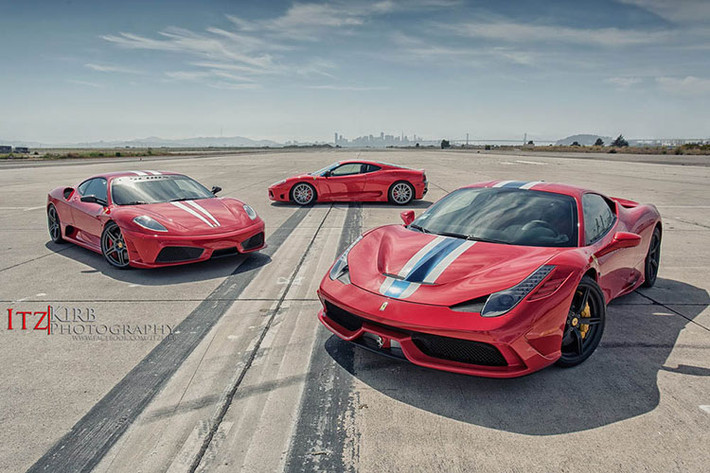 Itzkirb|Photography với bức hình bộ 3 ngựa nòi nhà Ferrari.