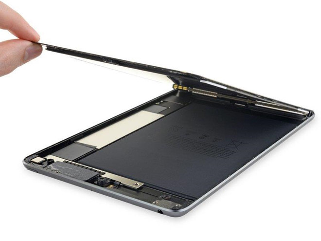 Tổng kết lại, trang web này chỉ cho iPad mini mới 2/10 điểm về “khả năng sửa chữa trong tương lai”. Những thiết bị Apple thường có điểm thấp bởi cấu trúc sử dụng nhiều keo và các cổng kết nối hoặc linh kiện hàn chặt vào bo mạch.