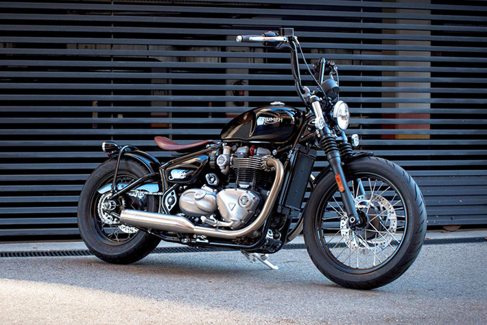 Ý tưởng về một chiếc Bonneville theo phong cách Bobber và cũng có thể độ tay lái chopper đã được những người yêu xe và các hãng độ tự thực hiện từ rất lâu. Chính vì vậy hãng xe môtô Triumph phát triển ra phiên bản Bonneville Bobber này để đáp ứng nhu cầu thị trường những người đam mê phong cách cổ điển nhưng đầy "chất thơ" này. Kể từ đầu năm 2016, những thông tin và hình ảnh lộ diện của chiếc xe đã bắt đầu xuất hiện.