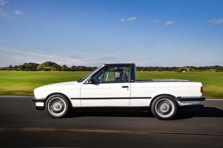 Chiếc bán tải này được ra đời vào năm 1986 khi bộ phận Phát triển sản phẩm của BMW nhận thấy tiềm năng của những chiếc xe bán tải. Mẫu xe này sử dụng chung động cơ với chiếc M3 có dung tích 2.0L. Bán tải BMW M3 Truck bị ngừng sản xuất vào năm 2012, sau hơn 25 năm có mặt trên thị trường.