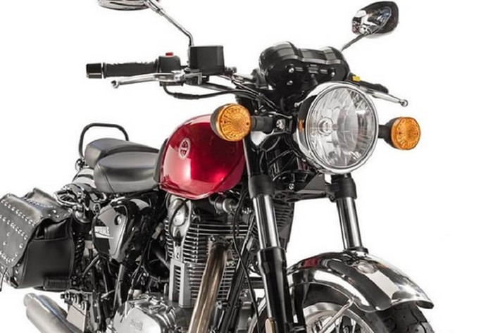 Ngoại hình Benelli Imperiale 400 đậm chất cổ điển, thể hiện rõ ở các chi tiết như đèn pha chóa tròn lớn, bình xăng hình giọt nước hay yên tách rời. Cảm hứng để hãng thiết kế Imperiale 400 đã được lấy trực tiếp từ các dòng xe thuộc thương hiệu con MotoBi trong thập niên 50.
