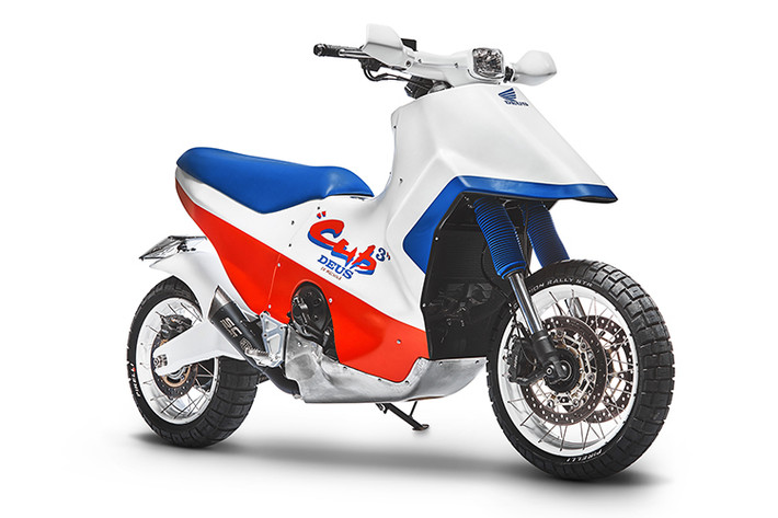 Sau khi hoàn thành gói độ này, chiếc xe Honda Cub Cubed mới đã làm nhiều người bất ngờ khi cầm lái bởi khả năng vận hành của nó. Thậm chí với dàn áo mới, chiếc Cub Cubed vẫn có khả năng di chuyển trên những cung đường off-road nhẹ nhàng mà không hề thua kém nguyên bản.