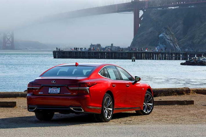 Hiện tại, LS là dòng xe cao cấp nhất của Lexus. Ra mắt lần đầu vào năm 1989, LS cũng là mẫu xe đánh dấu sự xuất hiện của thương hiệu Lexus và "đối đầu" với các đối thủ Đức như Mercedes S-Class, Audi A8 hay BMW 7 Series. Tuy nhiên với thế hệ LS mới nhất, Lexus đặt tham vọng lớn là "vượt mặt" những đối thủ này.
