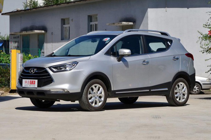 Chiếc xe sẽ có giá khởi điểm 50.000 nhân dân tệ (tương đương 178 triệu đồng) và cao nhất là 65.000 nhân dân tệ (tương đương 232 triệu đồng).
