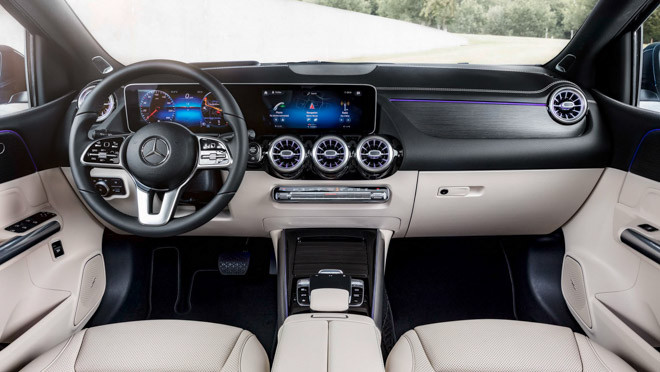Nhờ việc giảm hệ số lực cản không khí như đã nhắc ở trên, Mercedes-Benz B-Class hoàn toàn mới sẽ có nội thất yên tĩnh hơn trước. Xe cũng được nâng cấp so với người tiền nhiệm, ghế tài xế được làm cao hơn 90mm so với dòng A-Class, tích hợp chức năng massage, làm mát và sưởi ấm mang lại cảm giác thoải mái và tầm nhìn rộng hơn cho người lái.