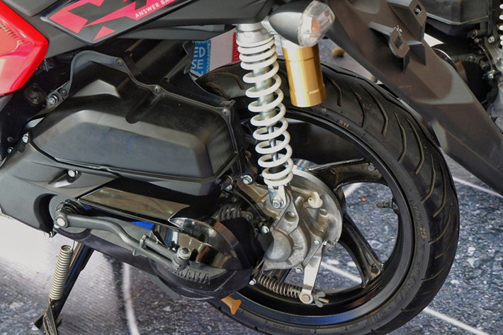Động cơ của mẫu xe ga X-Ride 125 mới này sẽ vẫn là thế hệ động cơ Blue Core như nhiều mẫu xe Yamaha khác hiện này, dung tích 125cc, làm mát bằng gió, đi kèm là hệ thống phun xăng điện tử và hộp số vô cấp, sản sinh công suất 9,3 mã lực và mômen xoắn cực đại 9,6 Nm.