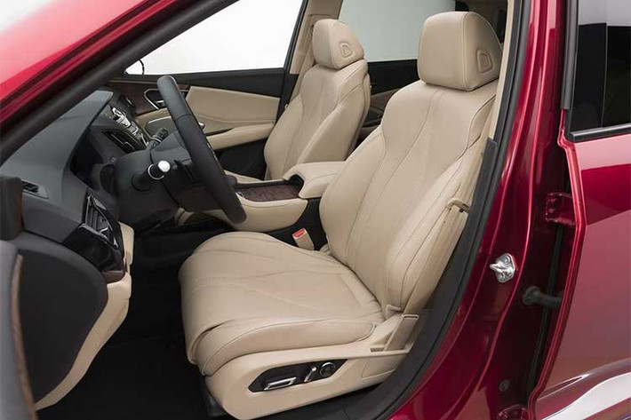 Acura RDX 2019 cũng sẽ được trang bị hệ thống ghế ngồi điều chỉnh 16 hướng, đây có thể là một trong những tính năng mới nhất của Honda tại châu Âu, cũng như công nghệ Wi-Fi 4G và loạt công nghệ hỗ trợ lái xe.