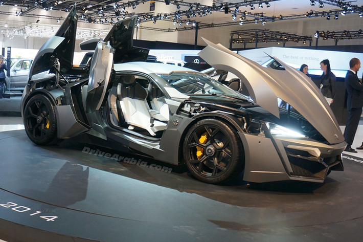 Trang carscoops.com cũng chưa thể đánh giá được giá trị của chiếc Lykan Hypersport hàng hiếm này theo thời gian sẽ tăng lên như thế nào, nhưng nếu so sánh nó với chiếc LaFerrari thì chắc chắn siêu xe của Ferrari sẽ có giá tăng cao theo thời gian.