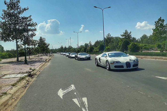 Được biết, trong giai đoạn 1, hành trình siêu xe này sẽ khởi hành bắt đầu từ TP HCM và sẽ đi suốt một chặng đường dài từ Sapa (Lào Cai) đến đất mũi Cà Mau trong thời gian khoảng 25 ngày (từ 30/6 đến 25/7/2018).