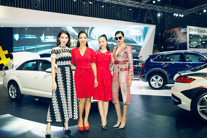 Theo ông Marc Lichte - Giám đốc thiết kế của Audi chia sẻ, Q2 có một phong cách độc lập hơn so với các mẫu xe dòng Q khác nhờ ngôn ngữ thiết kế đa giác hoàn toàn mới. Thiết kế đa giác của Audi Q2 mang lại thêm một diện mạo mới cho ngôn ngữ của thương hiệu Audi.